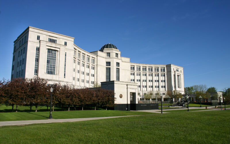 Photo: https://www.lansing.org/listings/michigan-supreme-court-learning-center/697/