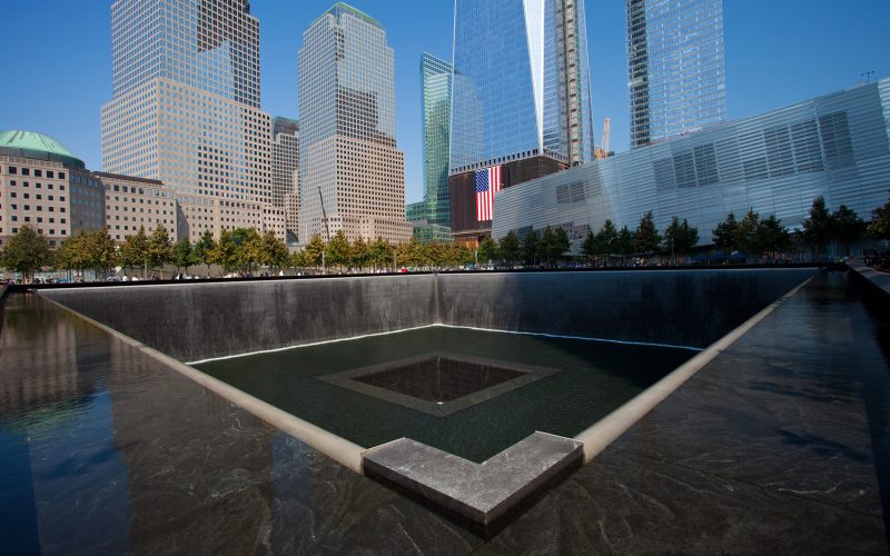 911_Memorial_The_National_September_11_Memorial_tunliweb